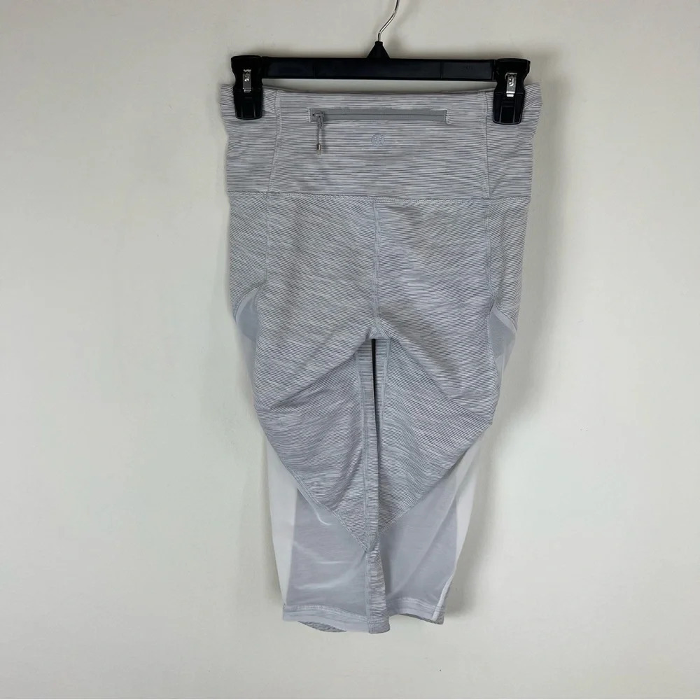 Lululemon run with the sun crops Leggings Mesh Gray Size 4 B15 - Picture 9 of 9